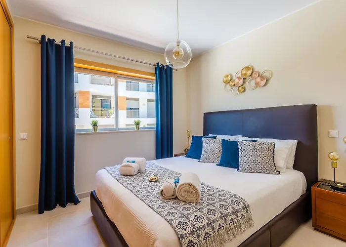 Lexi's * קווארטיירה